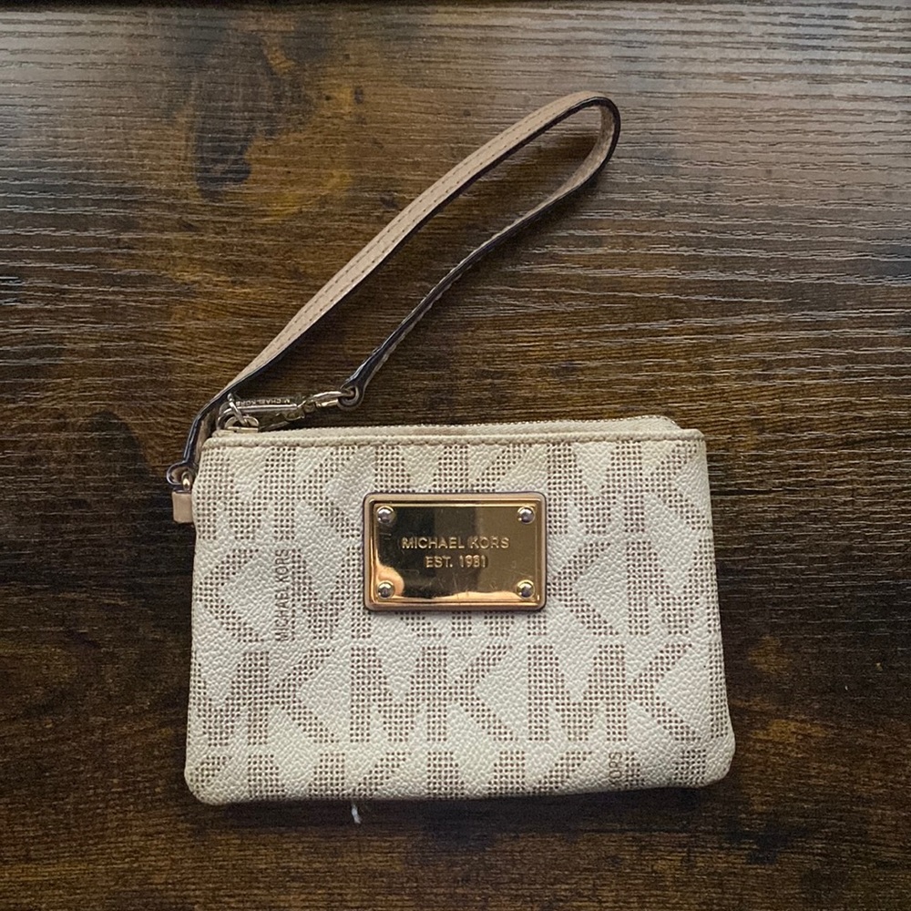Michael Kors wristlet cream/tan color